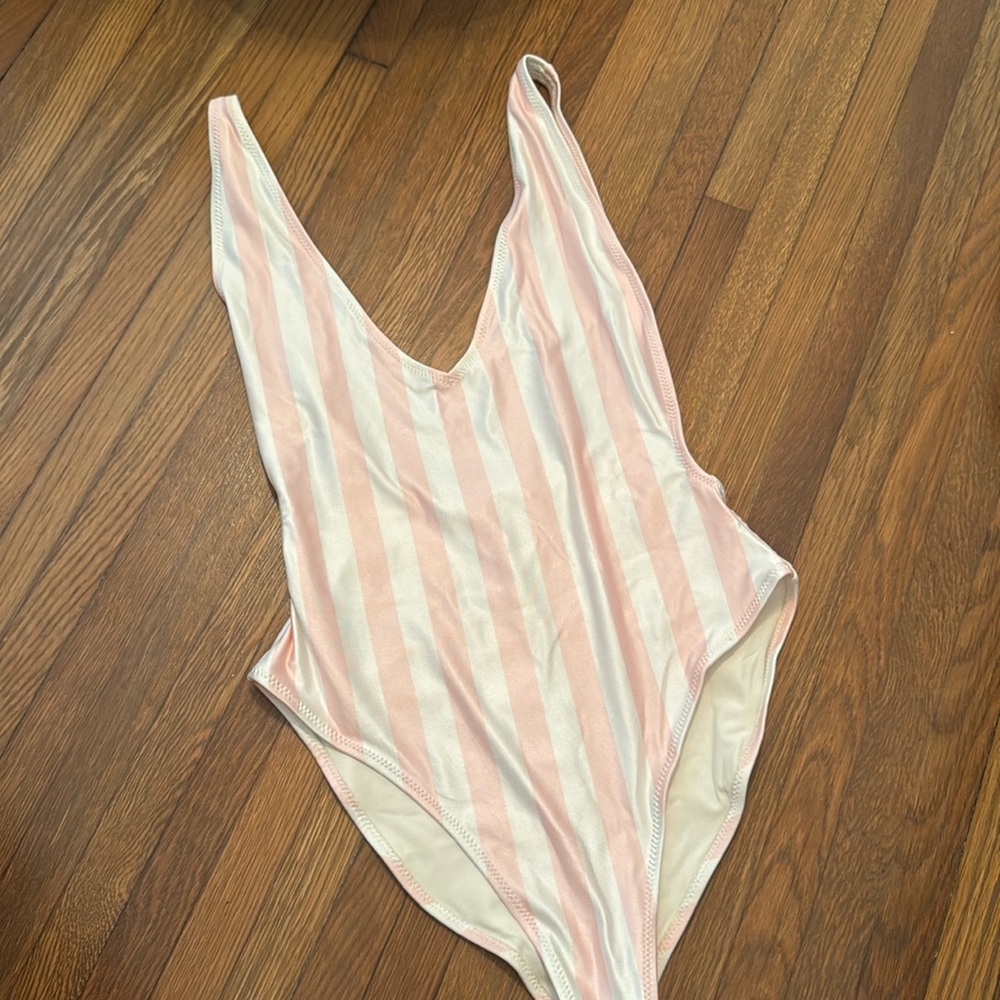 Tiger mist - striped plunge one piece - low sides